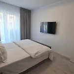 شقة Two Bedroom Parking Timpuri Noi *