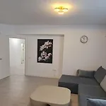 Two Bedroom Parking Timpuri Noi * Bukarest