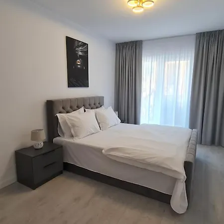 Two Bedroom Parking Timpuri Noi *