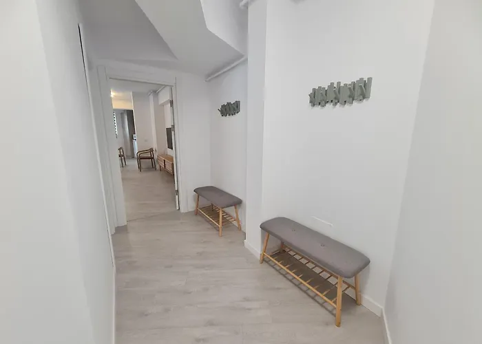 Two Bedroom Parking Timpuri Noi Daire *