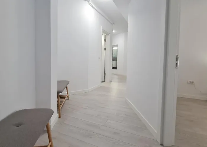 Two Bedroom Parking Timpuri Noi *